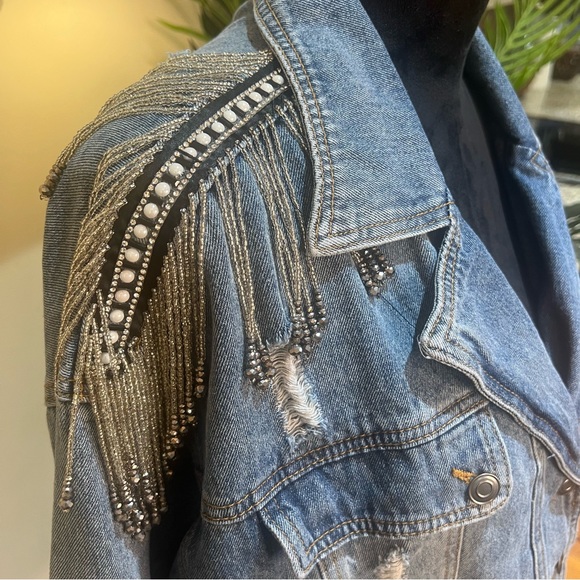 Forever 21 BEADED RHINESTONE Embellished Tassels Denim Crop Jacket Medium - Picture 3 of 13